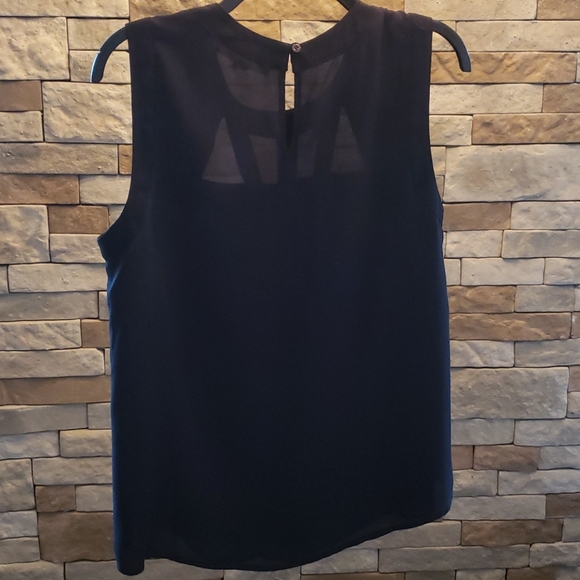 Black cut-out  sleeve-less blouce "FINAL PRICE" - Picture 6 of 11